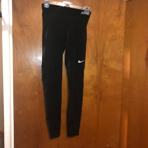 𝅺woman nike pro black leggings small - Picture 1 of 6